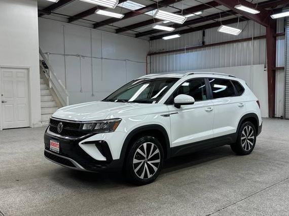 VOLKSWAGEN TAOS 4MOTION 2022 3VVYX7B26NM070792 image